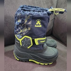*SOLD* Kids Kamik Feltlined Boots